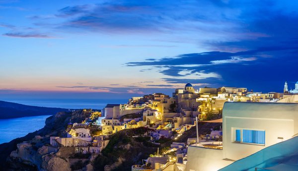 How to Implement AI for Personalized Customer Service in Real Estate Agencies?